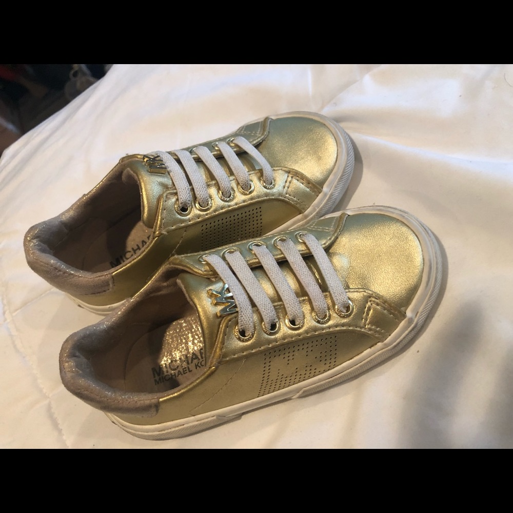Little Girls Michael Kors Gold Shoes Size 8
